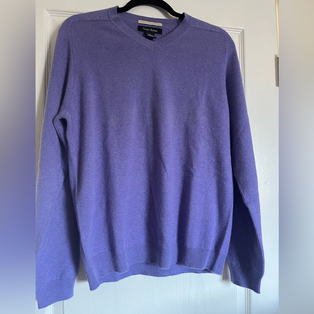 VTG GLEN ROYAL V-Neck Sweater Men's Size S Purple 100% Cashmere Preppy Old Money